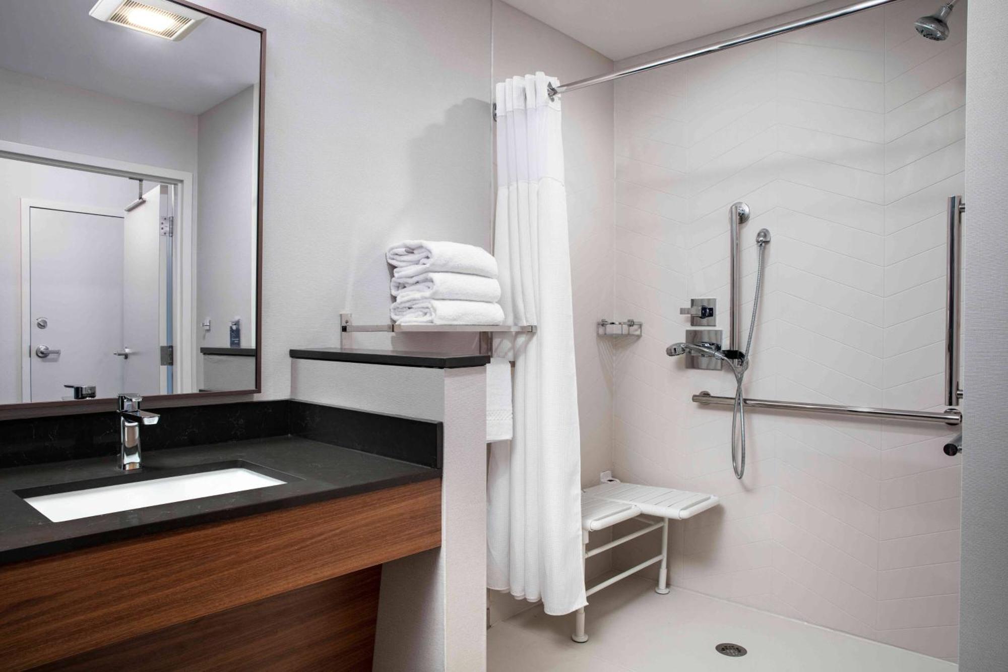 Fairfield By Marriott Inn & Suites Луисбърг Екстериор снимка